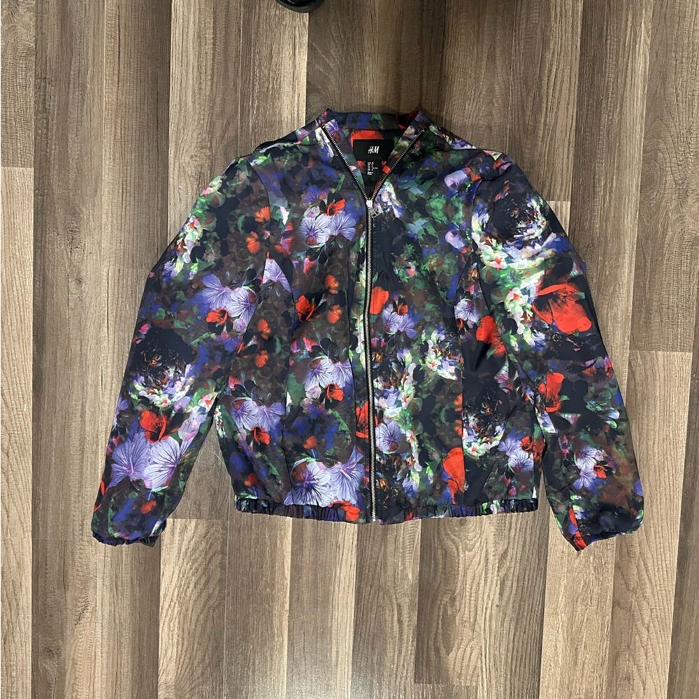 H&M floral zip jacket EUC size 8